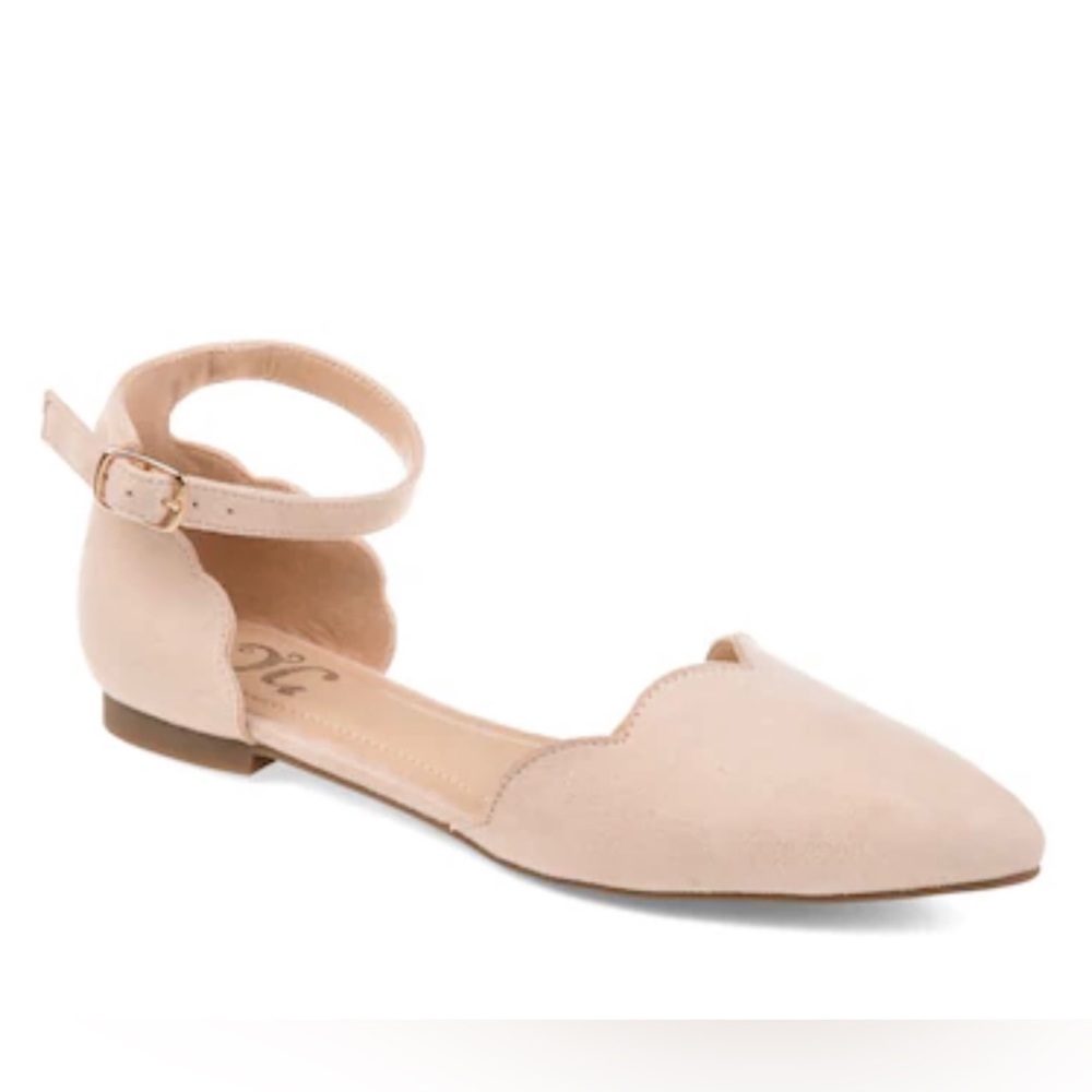 NEW! Journee Collection Lana Flat in Light Pink